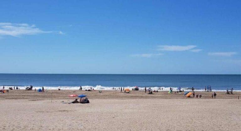 Vacaciones en Aguas Verdes Partido de La Costa Turismo en Argentina