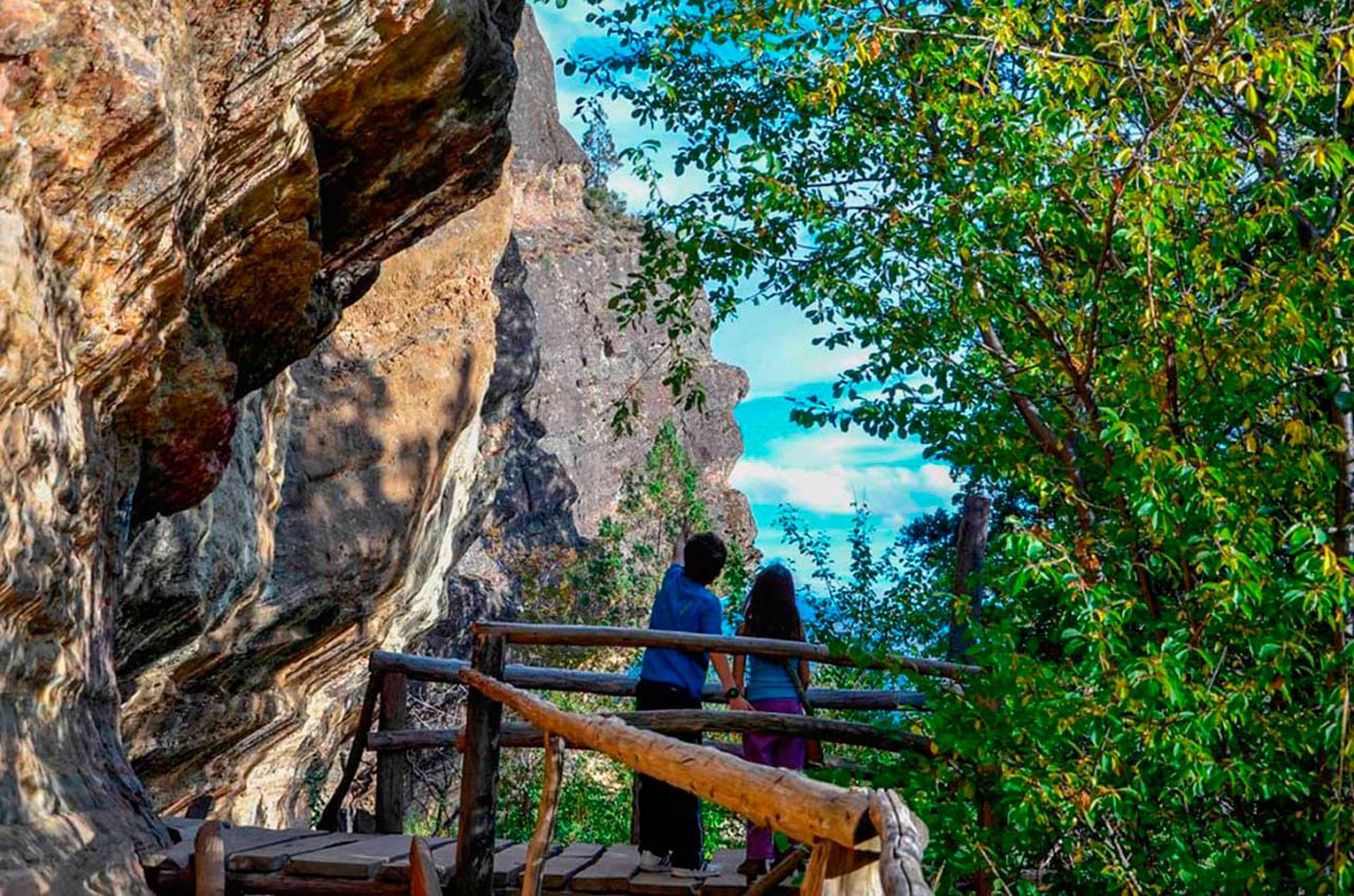 Alojamientos en El Bolsón: Guía de Alojamientos en el Bolsón Turismo en Argentina Hoteles Cabañas Alquileres en El Bolsón