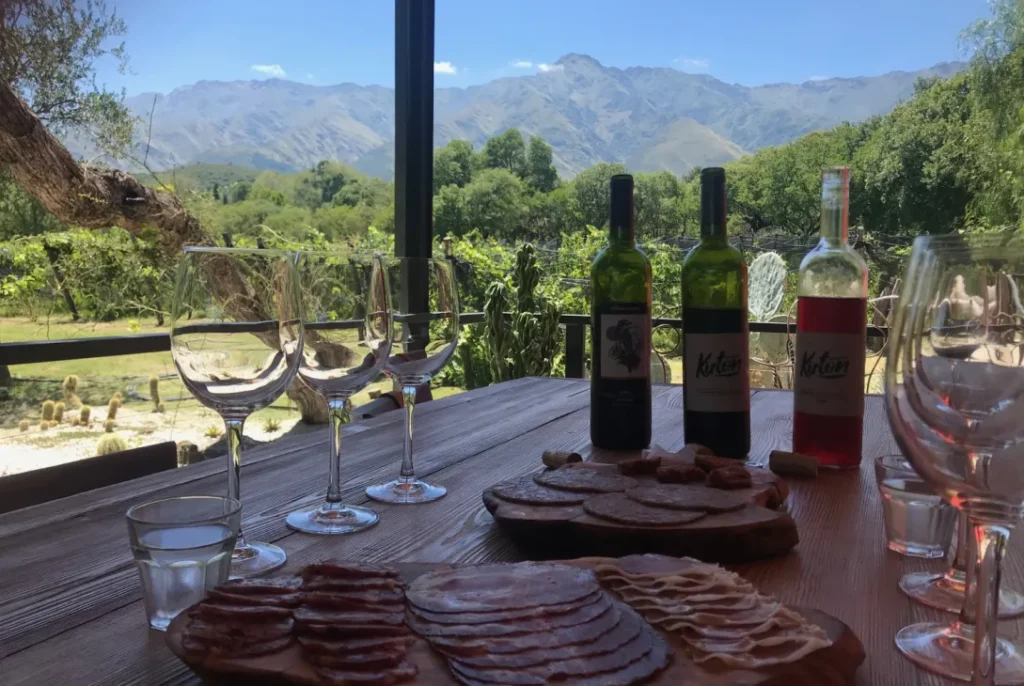 Alojamientos en Sierras de Córdoba, Hoteles, Cabañas, Alquileres Temporarios, Guía de Alojamientos en Sierras de Córdoba