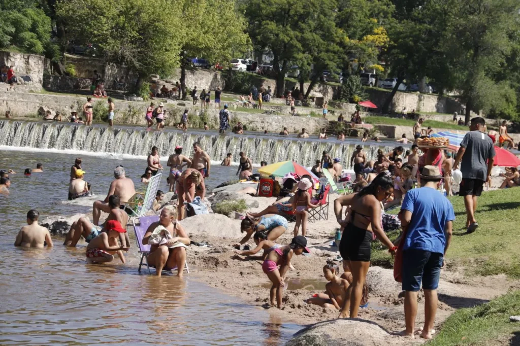 Alojamientos en Sierras de Córdoba, Hoteles, Cabañas, Alquileres Temporarios, Guía de Alojamientos y Turismo en Sierras de Córdoba